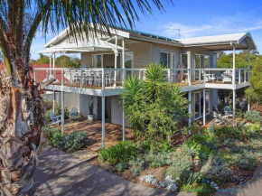 Palms at Port Willunga by Wine Coast Holiday Rentals